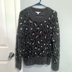 Time and Tru Leopard Print Fuzzy Sweater Large (12-14)